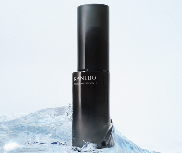 【花王】「KANEBO」新化粧水投入